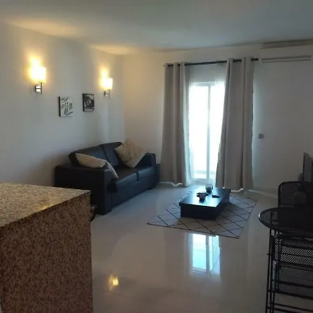 Bay View * Αλμπουφέιρα