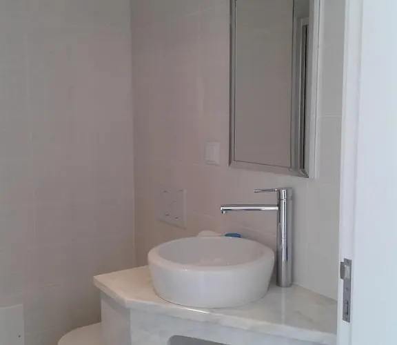 Bay View 아파트 *